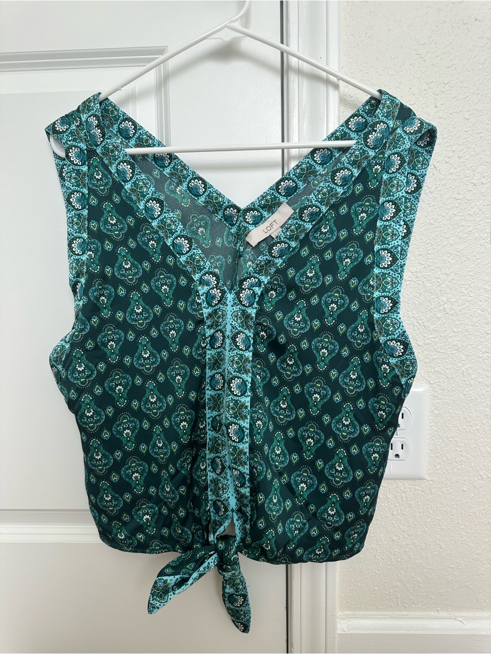 LOFT Teal Paisley Tie-Front Sleeveless Camisole Blouse